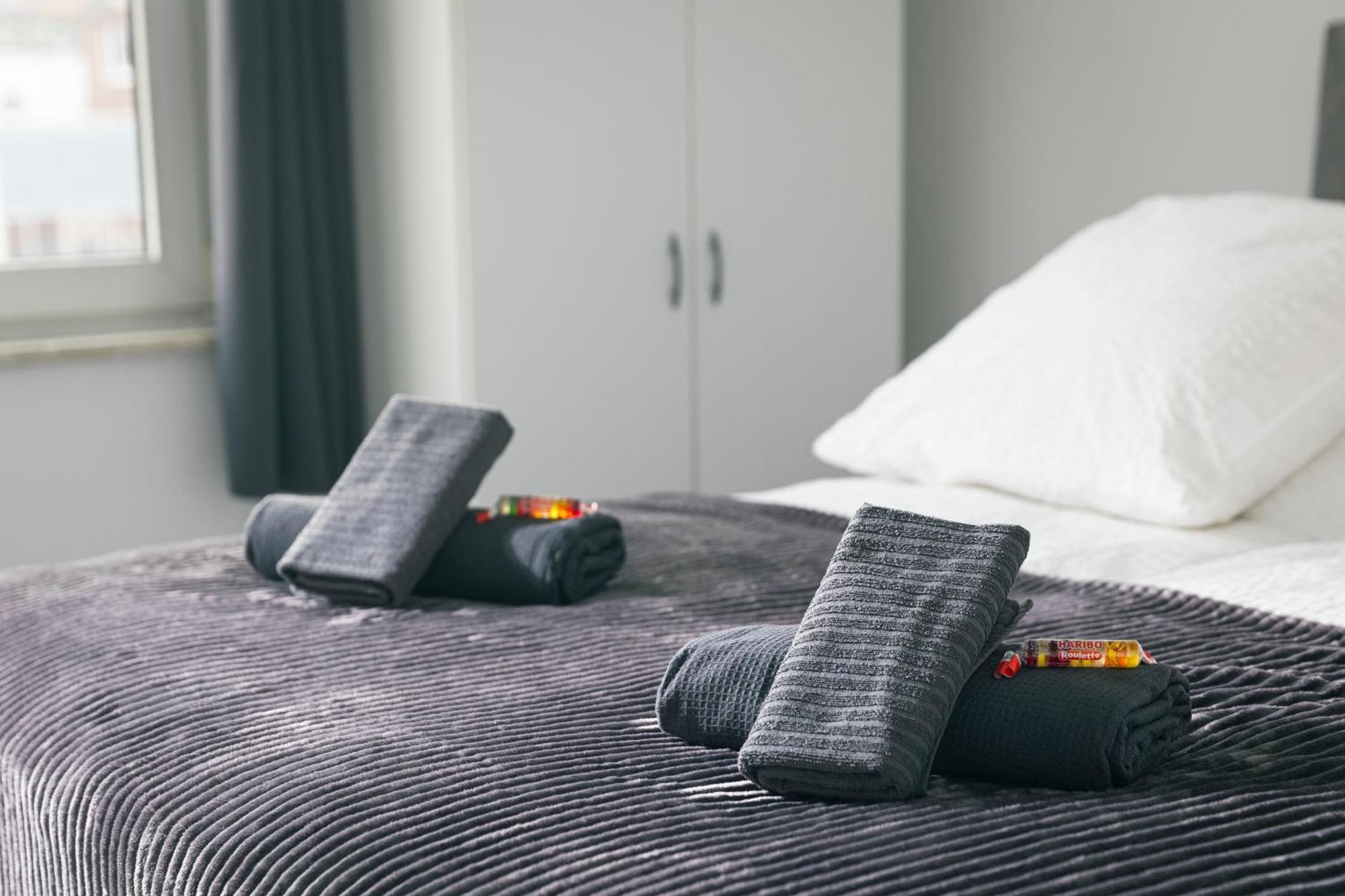 44 Apartments - Modern, Gemuetlich, Wlan, Balkon, Stellplatz ヴッパータール エクステリア 写真